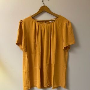 Zenana short sleeve mustard top XLarge